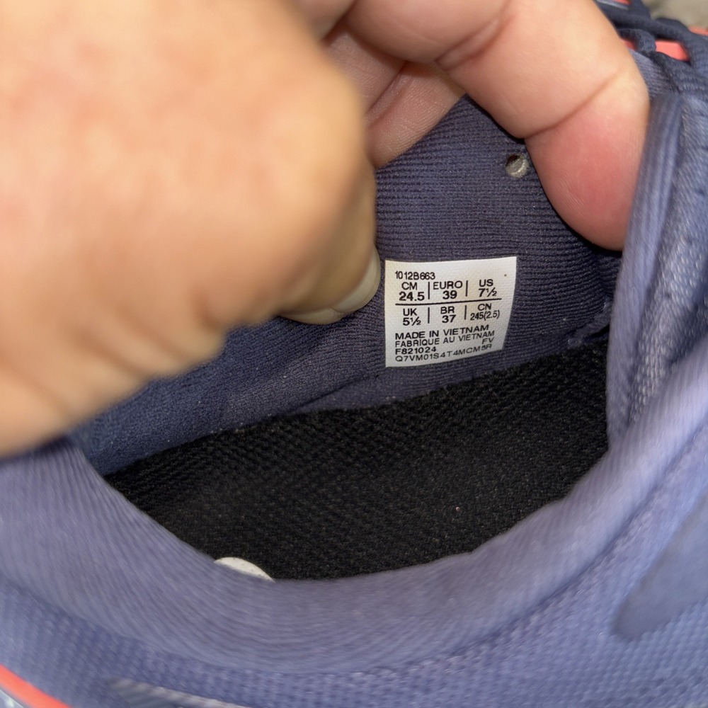 ASICS GT-1000 13 Running Shoes Women Size 7.5  Blue Comfort Cushion Low Sneakers - Picture 7 of 12